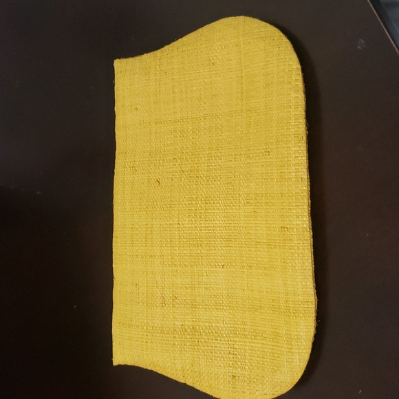 Mar Y Sol Woven Clutch - Picture 5 of 7